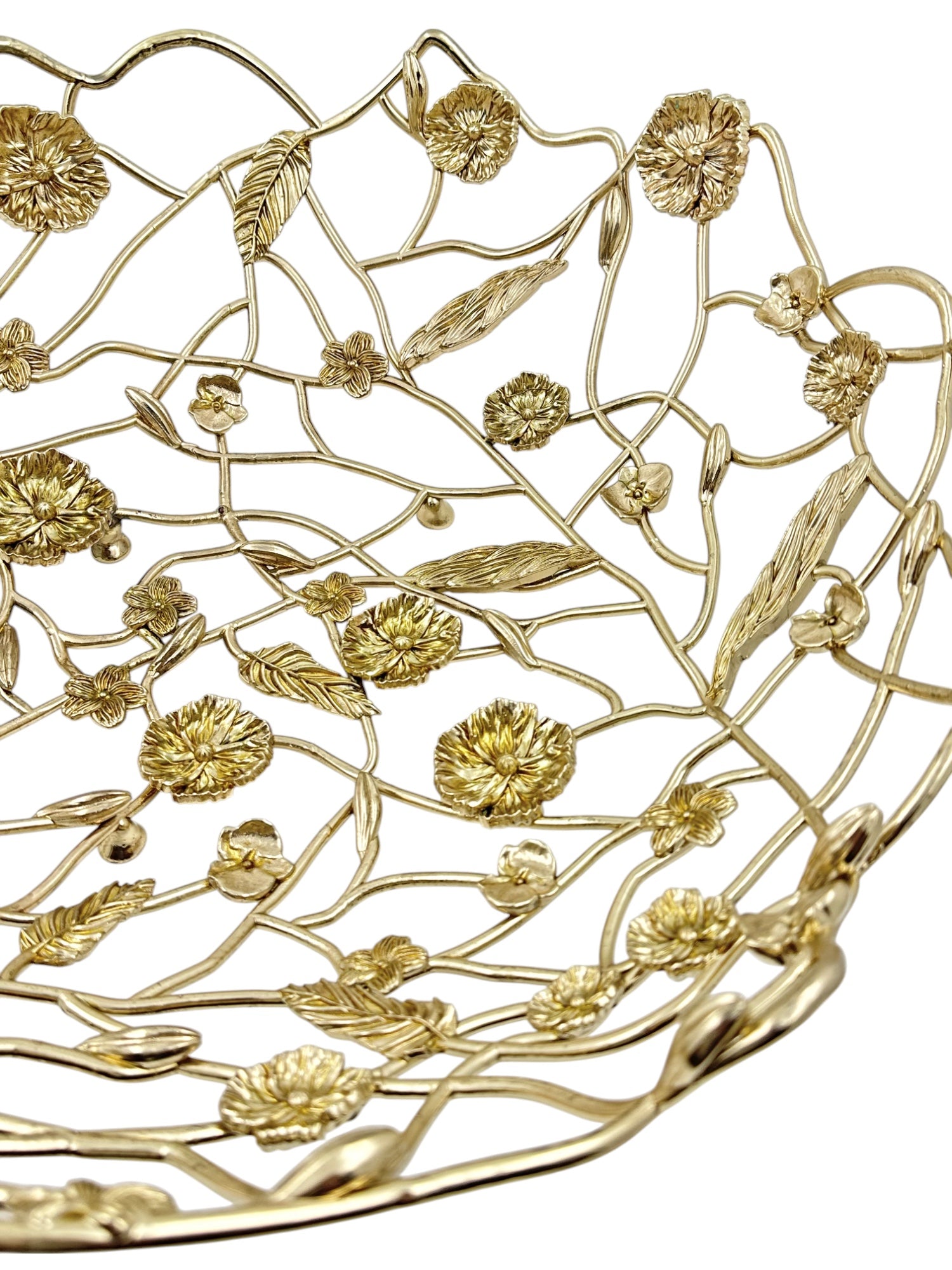 Blossom Weave - Metal Fruit Basket